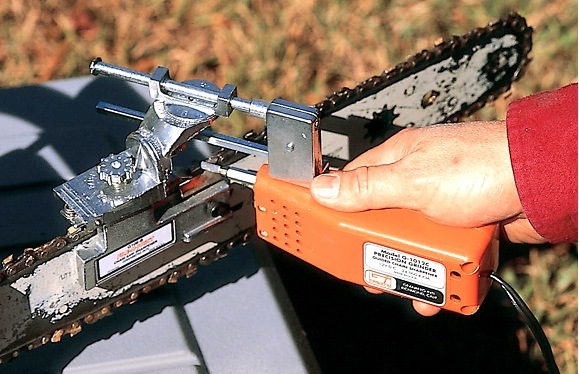 How To Sharpen A Chainsaw Blade